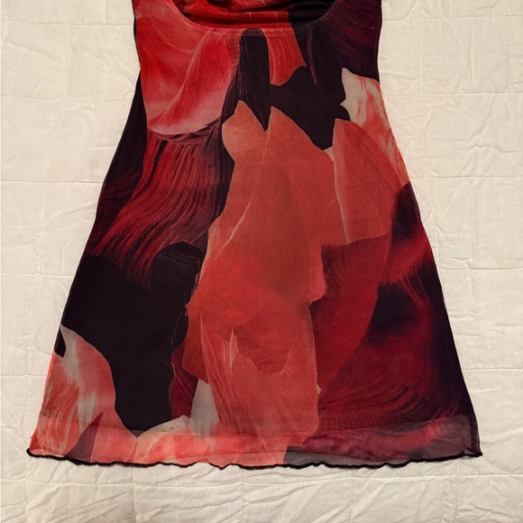 Princess Polly red and black floral mini dress size 4 - Picture 7 of 7